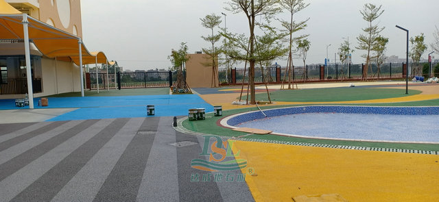 瀝青冷補(bǔ)料施工 微信圖片_201912161637501.jpg